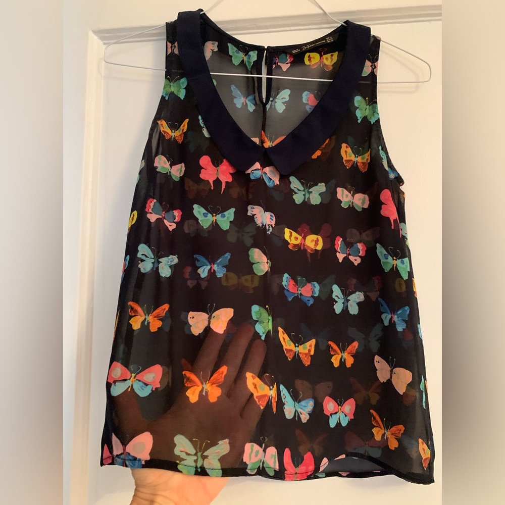 Zara - Sheer Navy Butterfly 🦋 sleeveless v-neck collar top - small